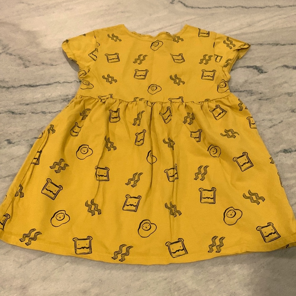 ADORABLE organic cotton girls dress.